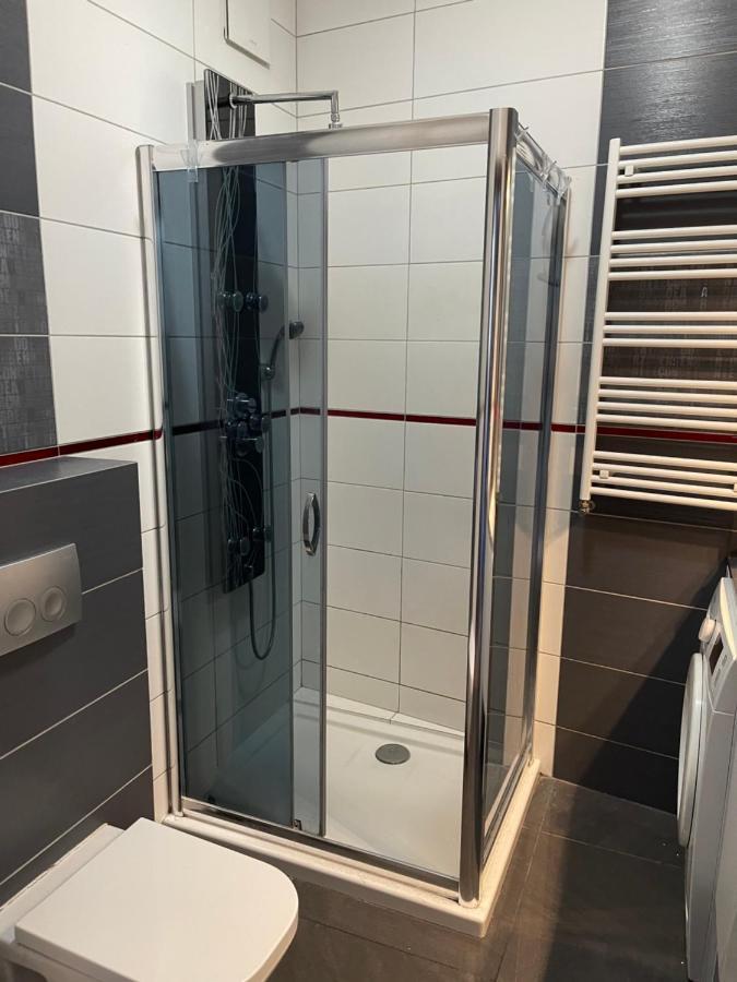 Gdynia Apartament 42 M Z Miejscem W Garazu Z Winda Blisko Centrum I Morza Kültér fotó